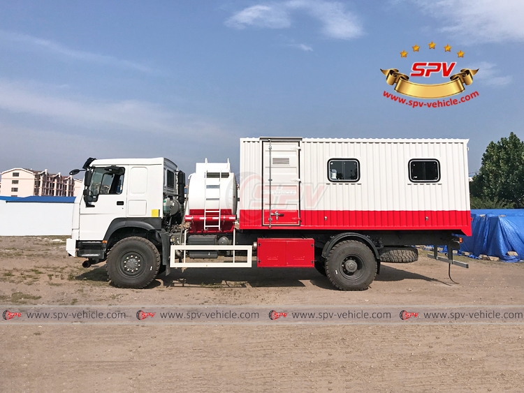 Lubrication Service Truck Sinotruk - LS.